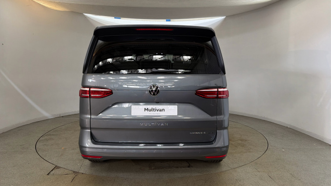 Volkswagen Multivan 1.5 TSI eHybrid Life 5dr 4MOTION DSG Estate - Image 8